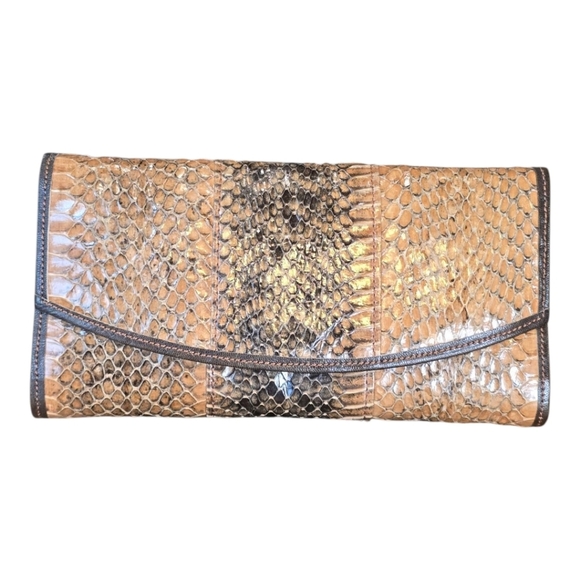 Python Wallet Handcrafted Flap Snap Closure Travel Organizer - Picture 1 of 8